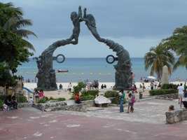 Playa del Carmen pomnik