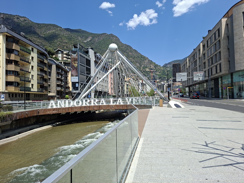 andora