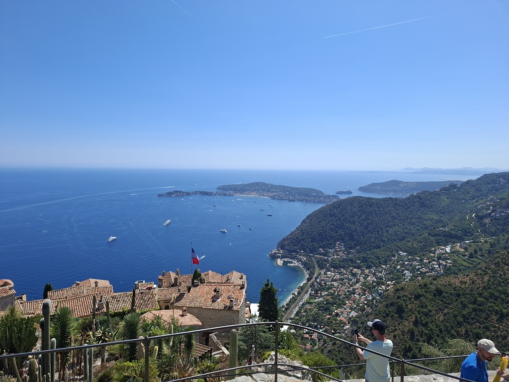 eze